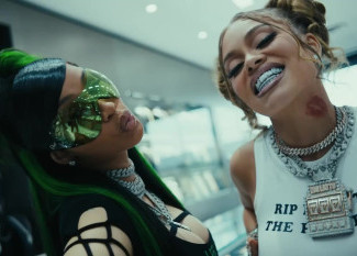 Latto ft. Cardi B - Put It On Da Floor Again 