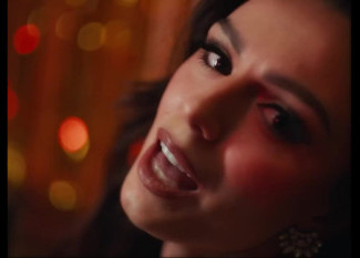 Cher Lloyd - Green Light