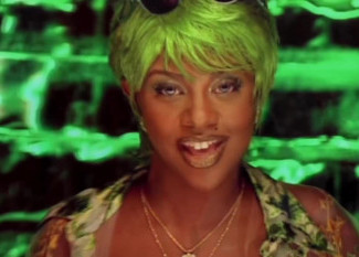 Lil' Kim - Crush On You (DJ Bizzon Cant Stop Wont Stop Edit - Lya Video)