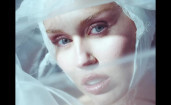 Miley Cyrus ft. Lindsey Buckingham, Mick Fleetwood - Secrets