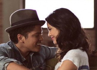 Bruno Mars x Eric Carmen x Jackers Revenge - Just The Way You Are (DAFS ' Hungry Eyes' Bootleg) DVE