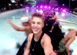 Justin Bieber, Nicki Minaj - Beauty & A Beat (Ajay Miami Bass Remix) - DVE