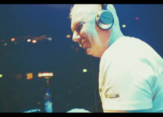 Picco, Felix Harrer & Bodybangers - Hesitate