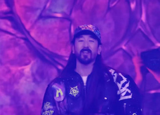 Steve Aoki, Nicky Romero - Higher Off The Ground