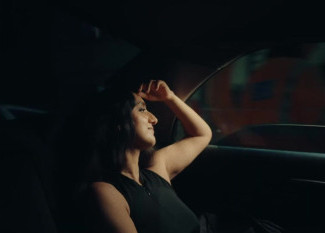 Jay Sean, Veyah - Pulling Me Back 