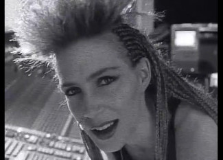 Jane Child - Don't Wanna Fall in Love