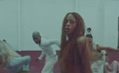 Ravyn Lenae - Handle 