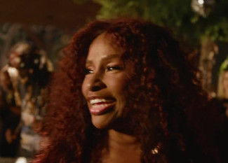 Chaka Khan and Snoop Dogg - Boogie's In My Soul 