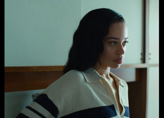 Ella Mai - Might Just 