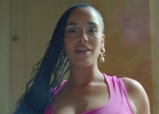 Jorja Smith feat WizKid - Alive 