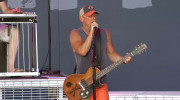 Kenny Chesney ft. David Lee Murphy - Dust on the Bottle (MikeyB Intro Outro)