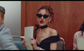 Ariana Grande - Petal 