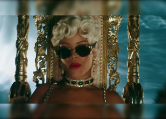 Rihanna - Pour It Up (Jay Dabhi Push The Feeling On Bootleg Lya Video Edit)