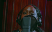 Teanna Bianca and Busy Signal - Roll It, Shake It 