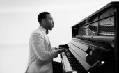 John Legend and Pharrell Williams - Fireflies 