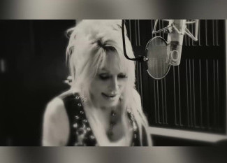 Mötley Crue and Dolly Parton - Home Sweet Home (MikeyB Intro Outro)