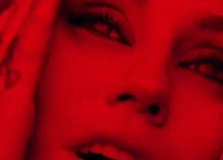 MILEY ft. Model Actriz - Different Religion